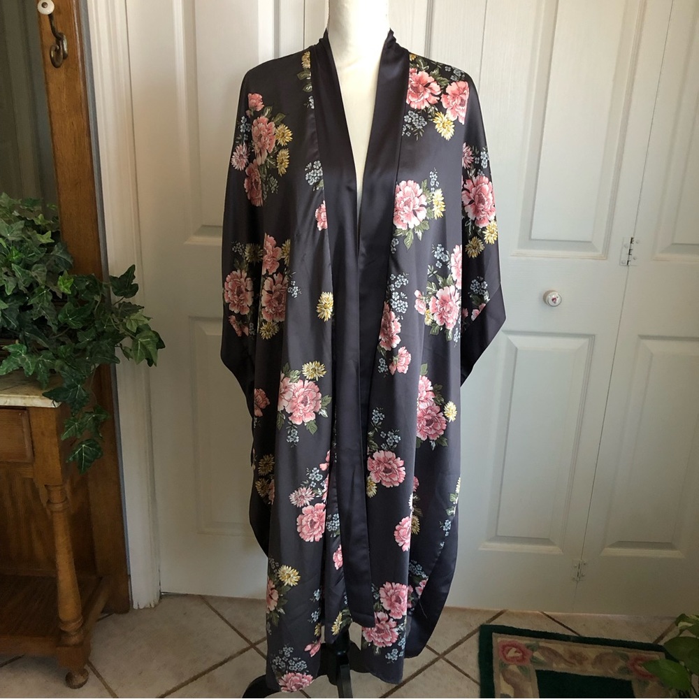 Torrid gray with colorful floral pattern open front robe